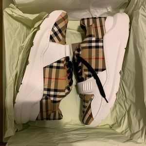 Burberry Sneakers 100% Authentic